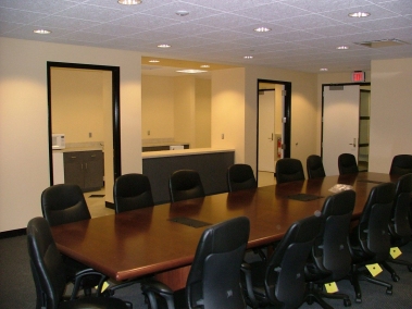 04-410-Comm_Conf-Room